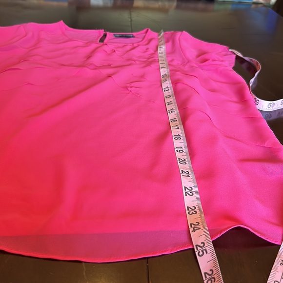 LIZ CLAIBORNE | WOMENS TOP | MED | HOT PINK - Picture 9 of 9